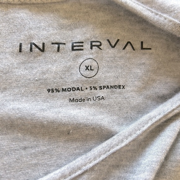 Interval loose Tank | SIZE XL - Picture 4 of 4